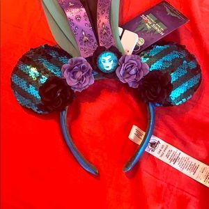 Haunted Mansion Minnie ears